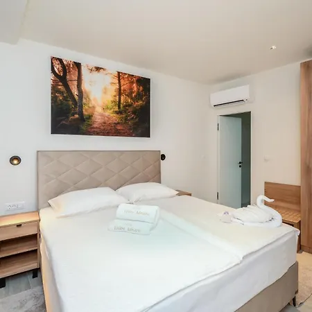 Ferienhaus Stunning In Duba