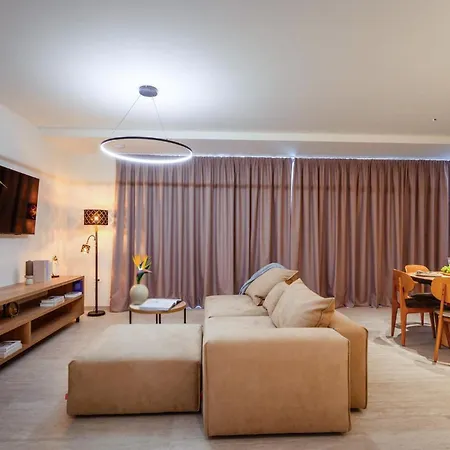 Beautiful Home In Duba With Private Swimming Pool, Can Be Inside Or Outside Holiday home *